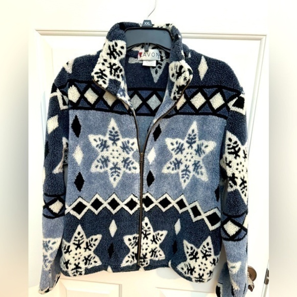 Vintage Lavon snowflake zip up Sherpa